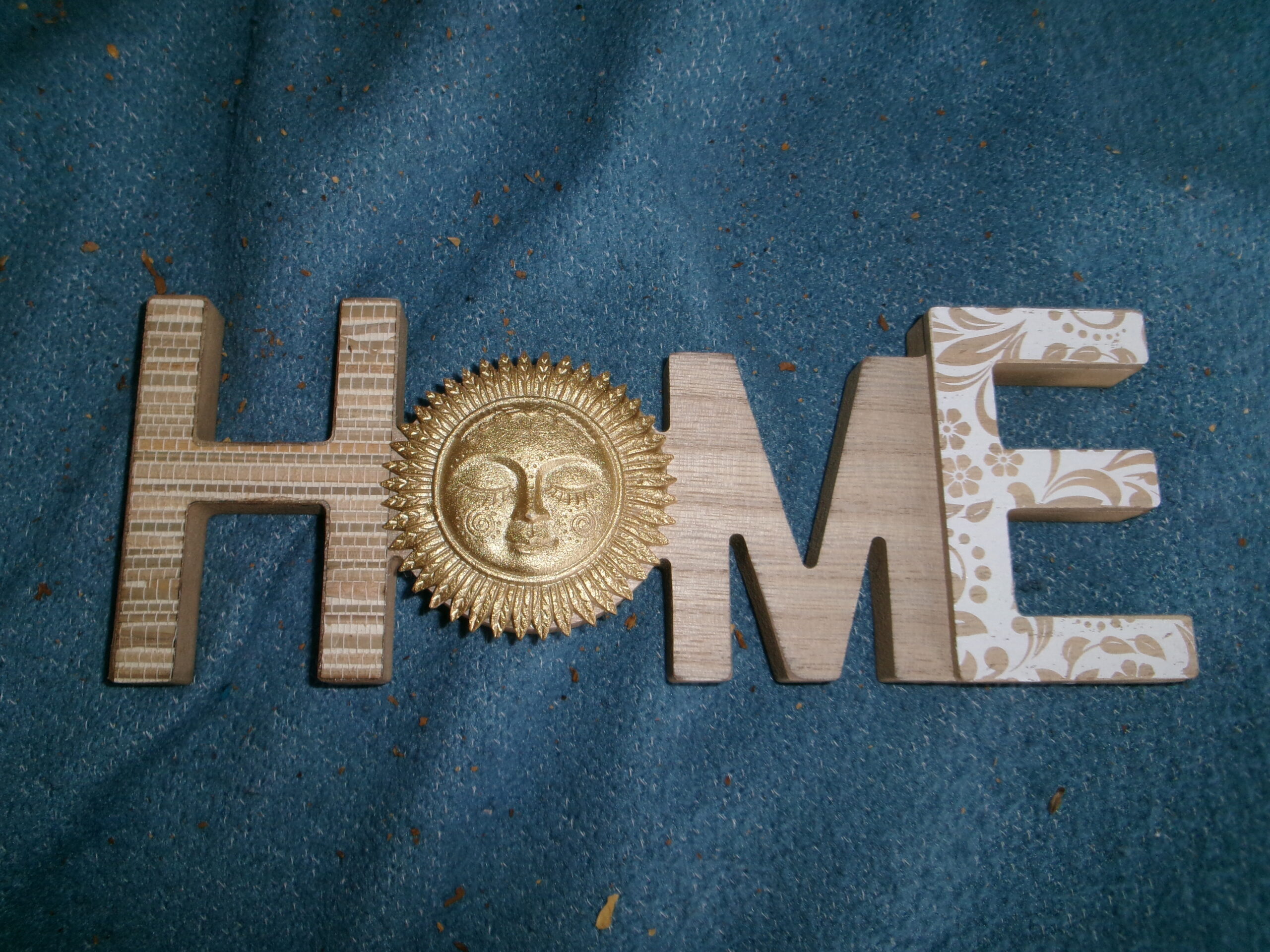 HOME en bois